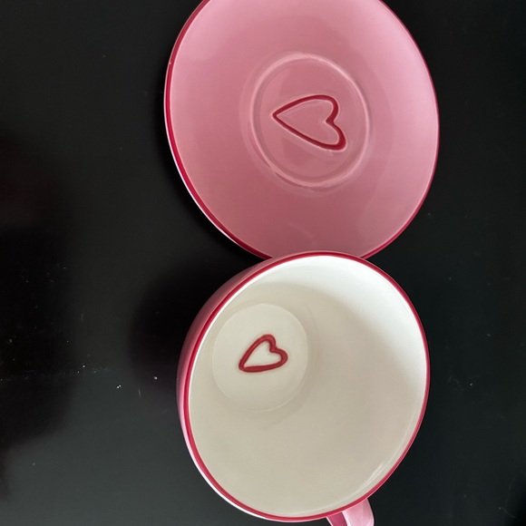 Starbucks “Heart” mug and matching saucer plate - Picture 3 of 8